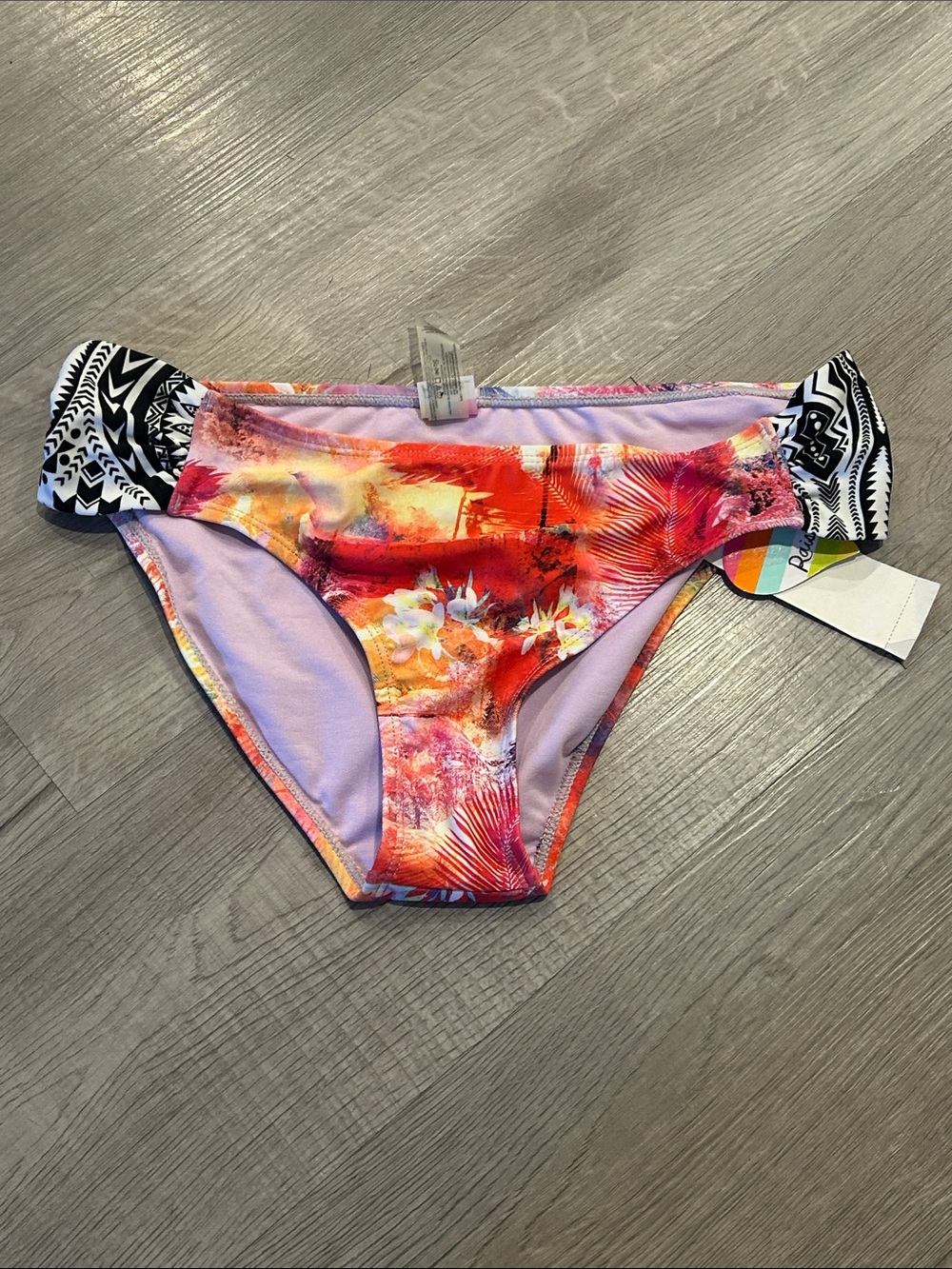 RAISINS | Women’s Swim Top
